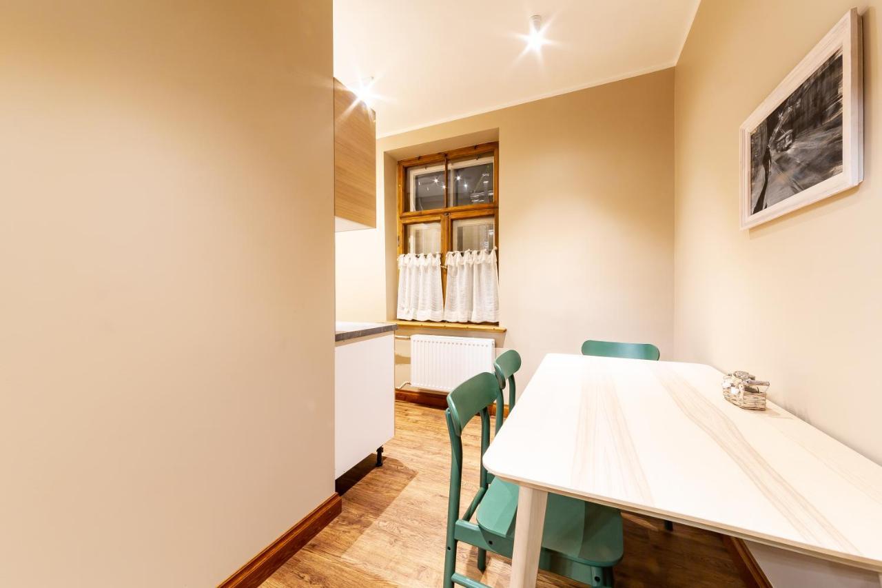 Gourmet Storie's Ap 68sqm Renovated Free Parking Appartamento Riga